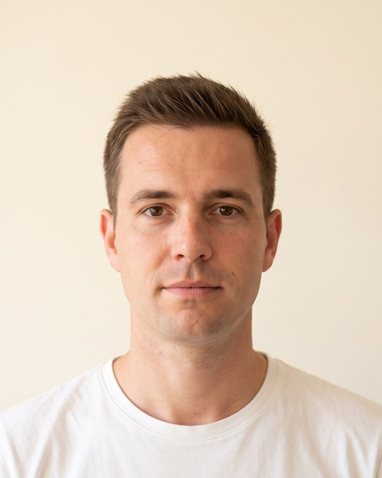 Crew cut, Forfra
