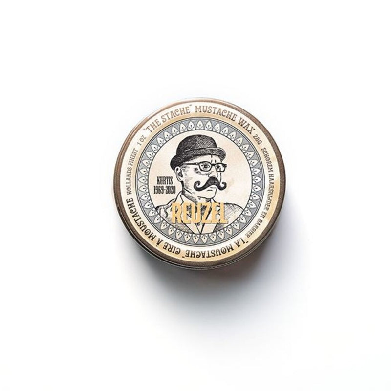Reuzel Snorwax - gesloten blik van bovenaf op witte achtergrond