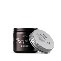 Pomp & Co. Pomade - pot met losgeschroefde deksel ernaast